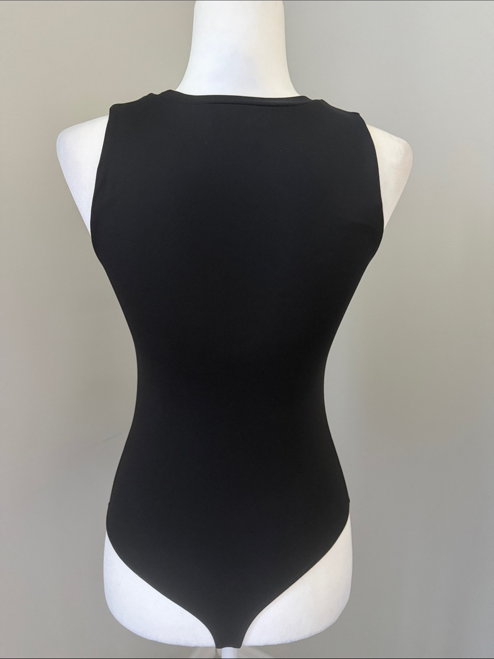 HOUSE OF HARLOW 1960 All Day Contour Black Sleeveless Bodysuit Size Small - Picture 4 of 12